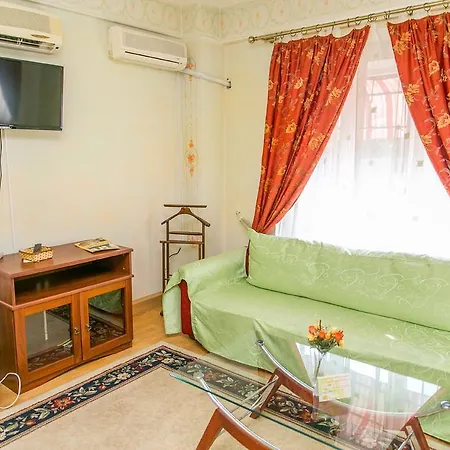 Hotel Tamara 3*