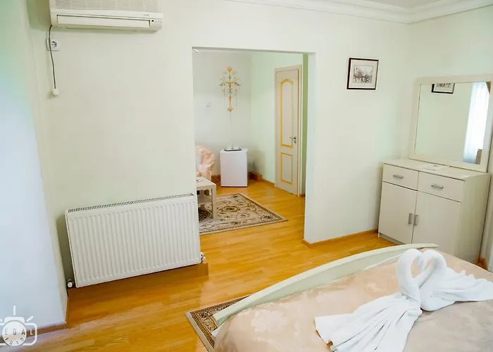 Готель Tamara Бухарест