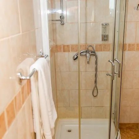 Tamara Hotel Boekarest